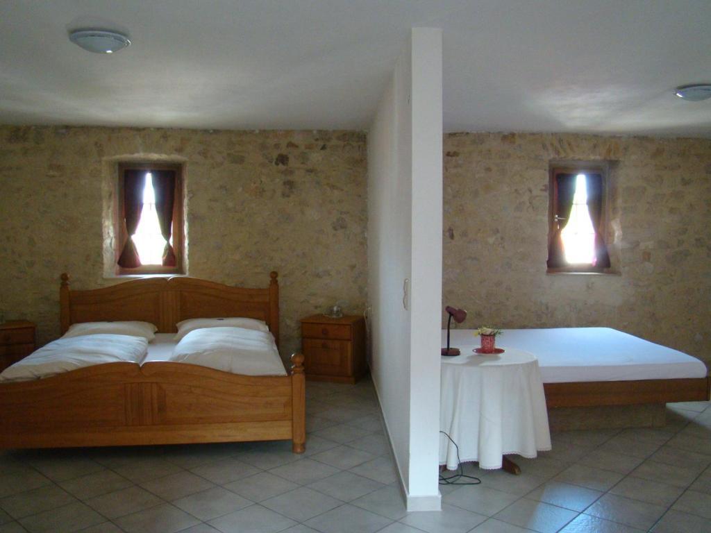 Burg Katzenstein Ξενοδοχείο Δωμάτιο φωτογραφία