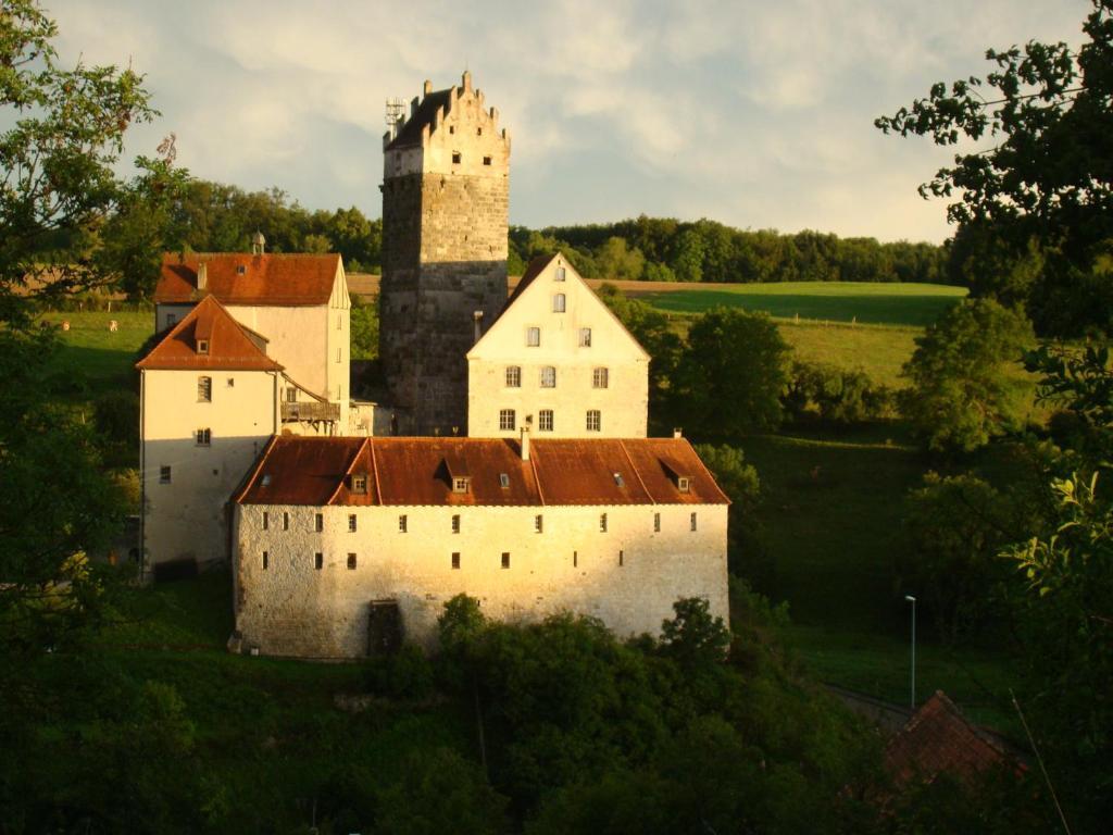 Burg Katzenstein Ξενοδοχείο Εξωτερικό φωτογραφία